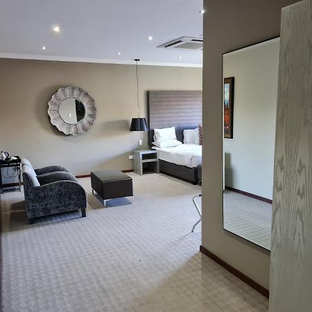 St Andrews Hotel And Spa Johannesburg Exterior photo