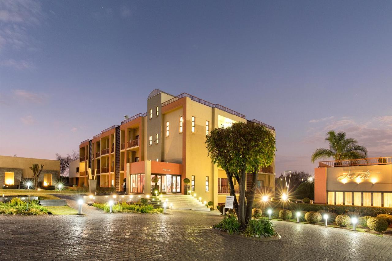 St Andrews Hotel And Spa Johannesburg Exterior photo
