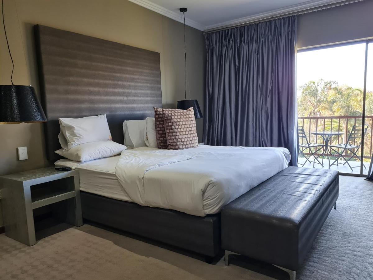 St Andrews Hotel And Spa Johannesburg Exterior photo
