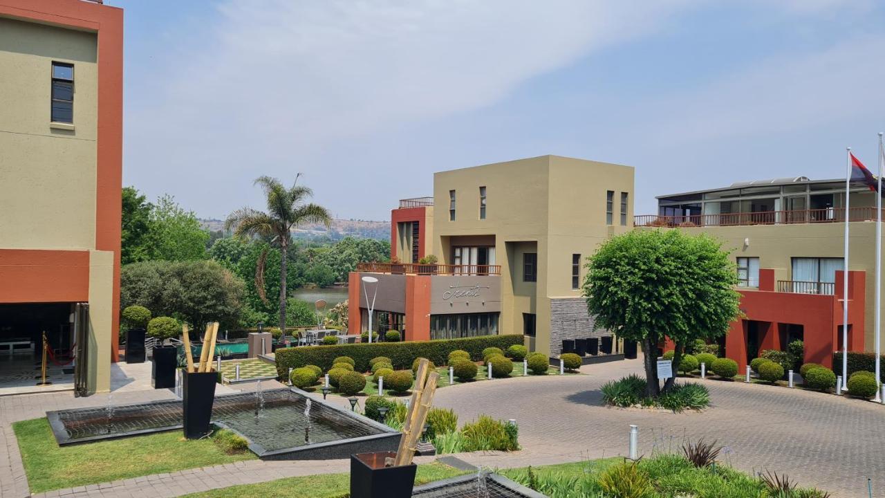 St Andrews Hotel And Spa Johannesburg Exterior photo